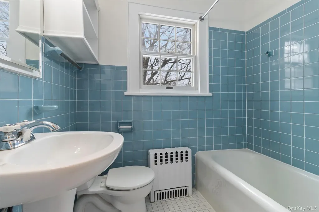 23 Garretson Road White Plains NY 10604