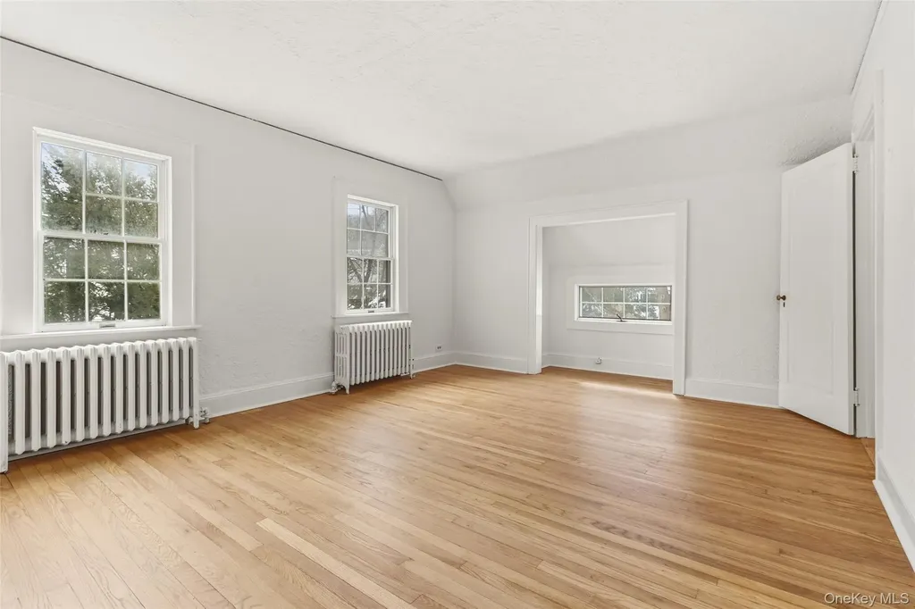 23 Garretson Road White Plains NY 10604