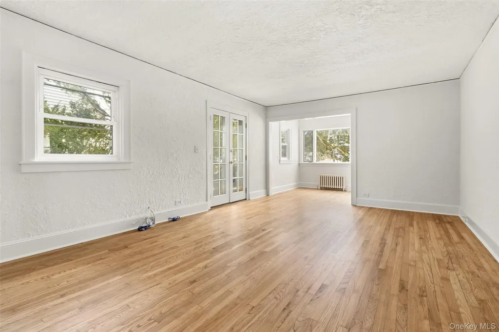 23 Garretson Road White Plains NY 10604