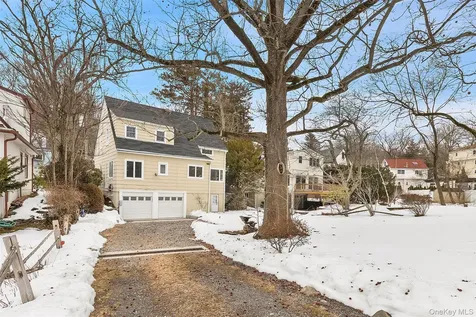 23 Garretson Road White Plains NY 10604