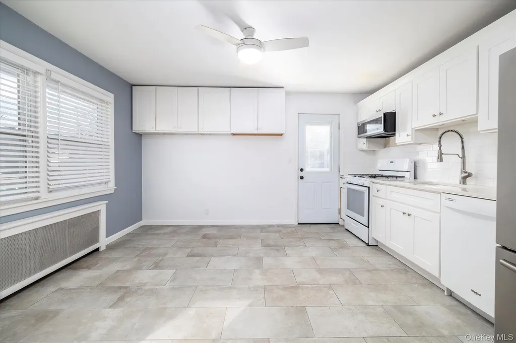 2280 Brookside Avenue Wantagh NY 11793