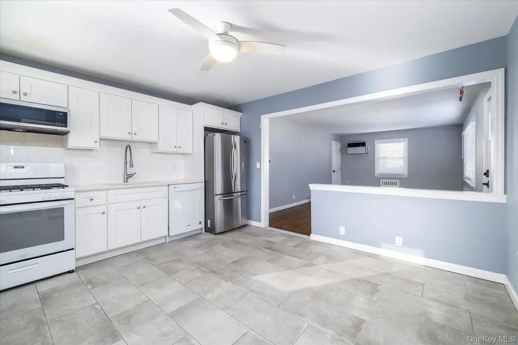 2280 Brookside Avenue Wantagh NY 11793