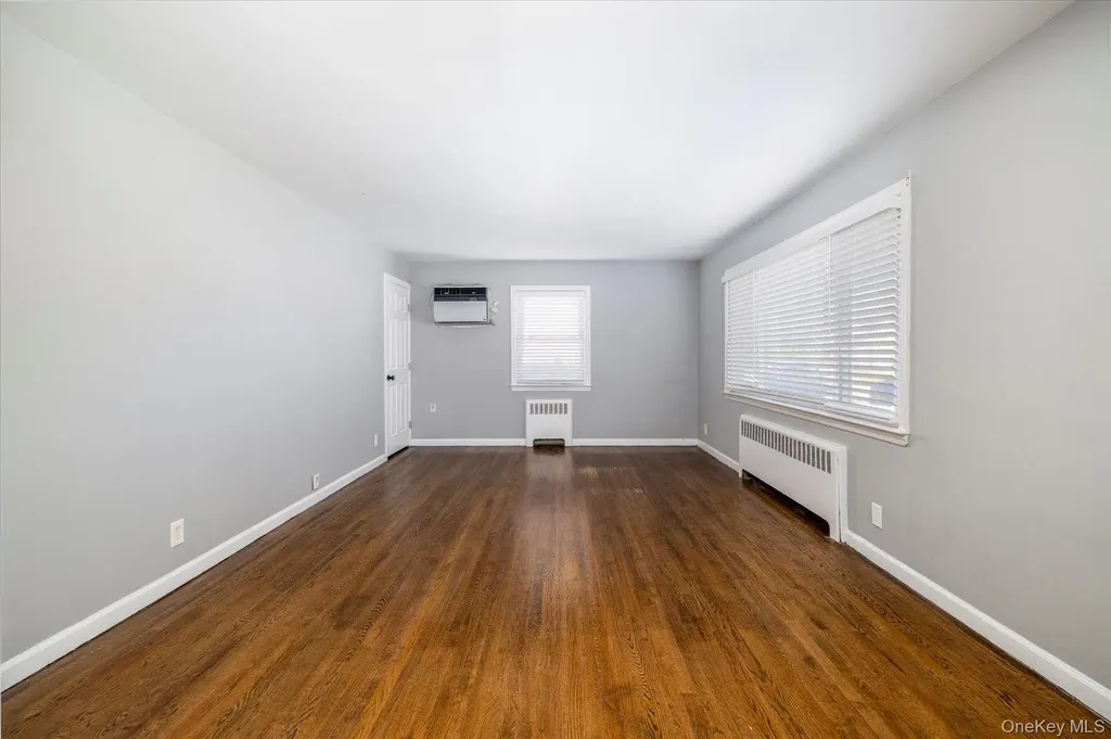 2280 Brookside Avenue Wantagh NY 11793