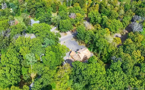66 County House Road Millbrook NY 12545