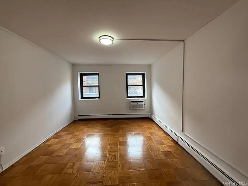 100 Clinton Avenue Mineola NY 11501