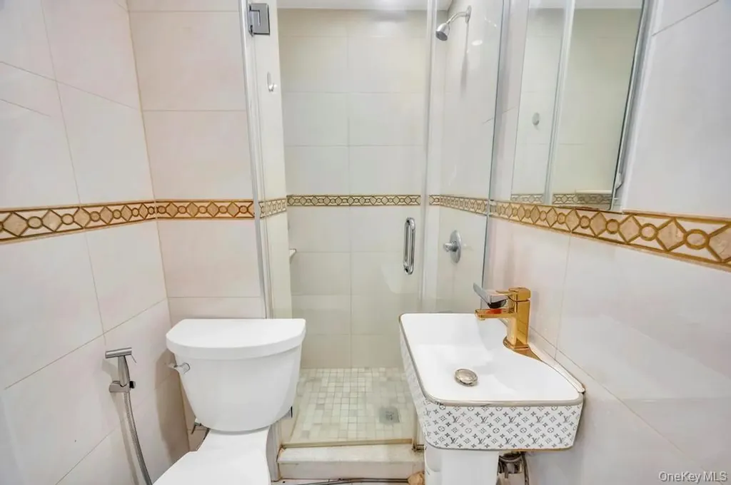 8108 164th Place Jamaica NY 11432