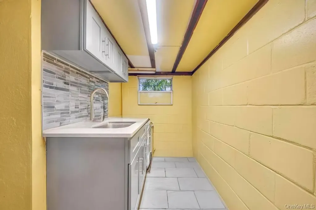 8108 164th Place Jamaica NY 11432