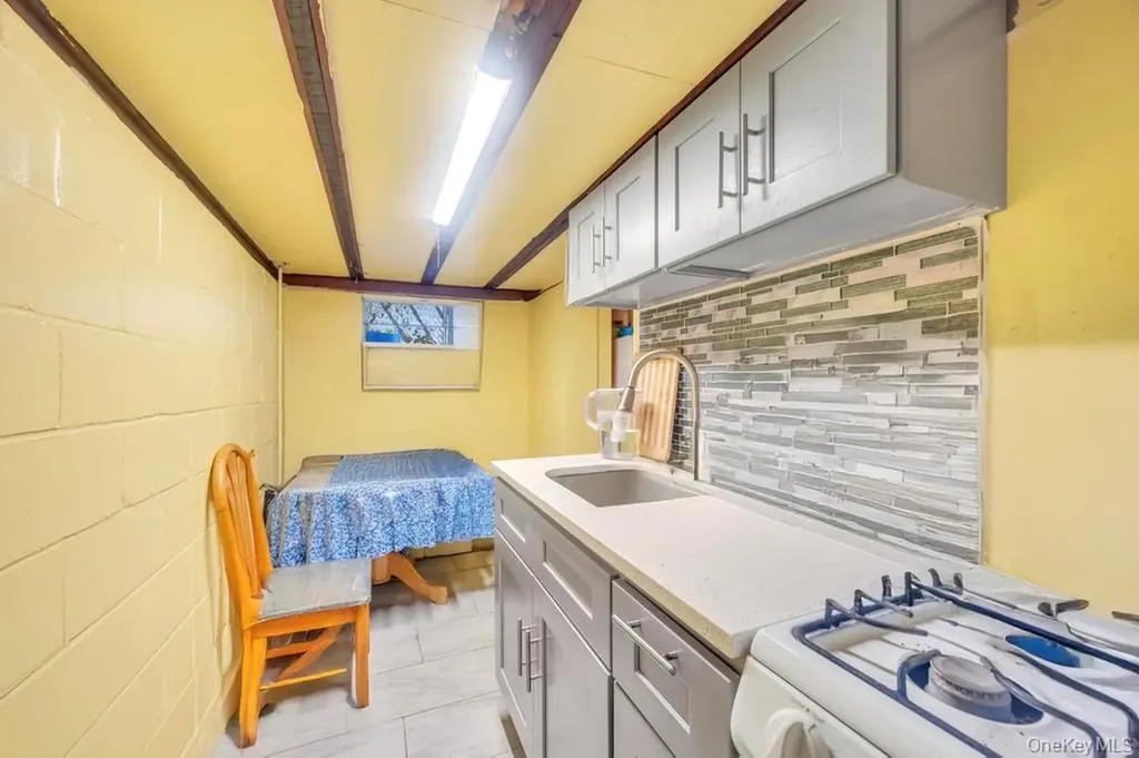 8108 164th Place Jamaica NY 11432