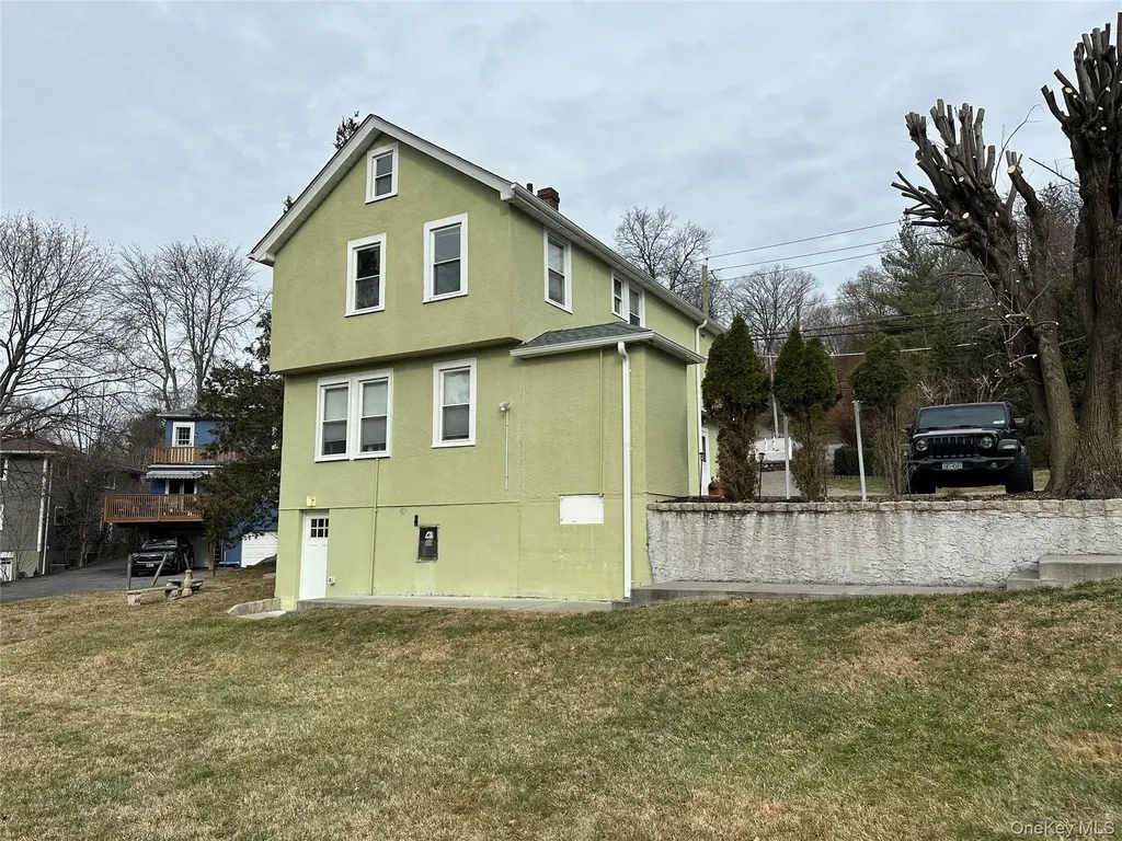 86 E E. Sunnyside Irvington NY 10533