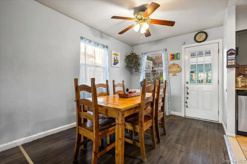 2761 Hering Avenue Bronx NY 10469