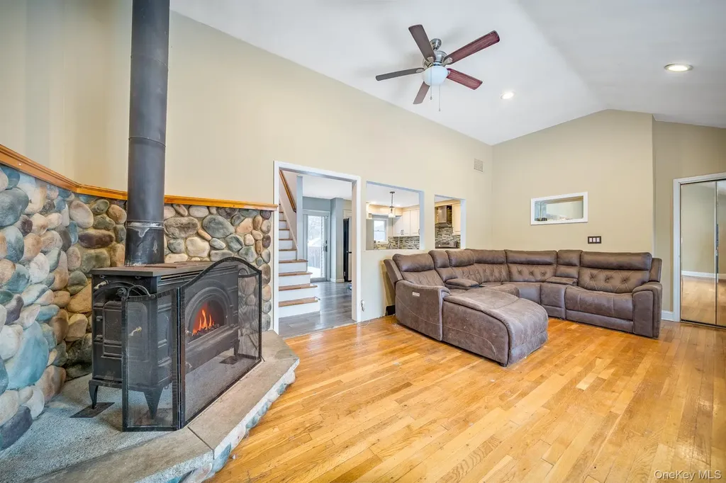 22 Jones Drive Garnerville NY 10923