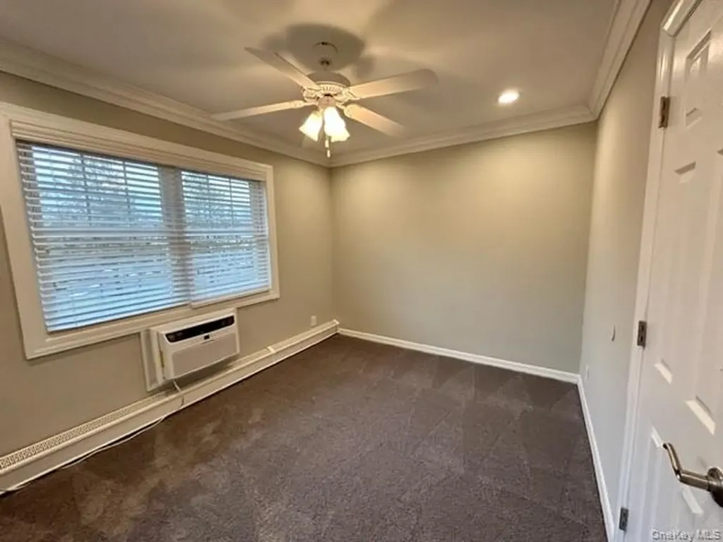 302 Imperial Bayport NY 11705