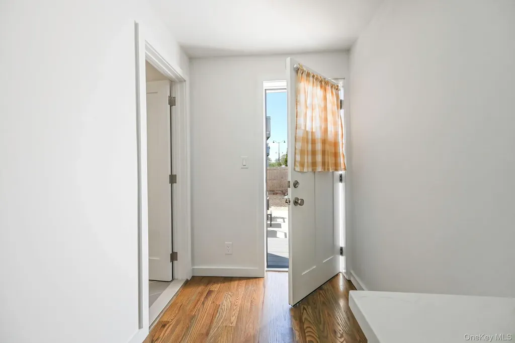 46 Maxwell Avenue Oyster Bay NY 11771