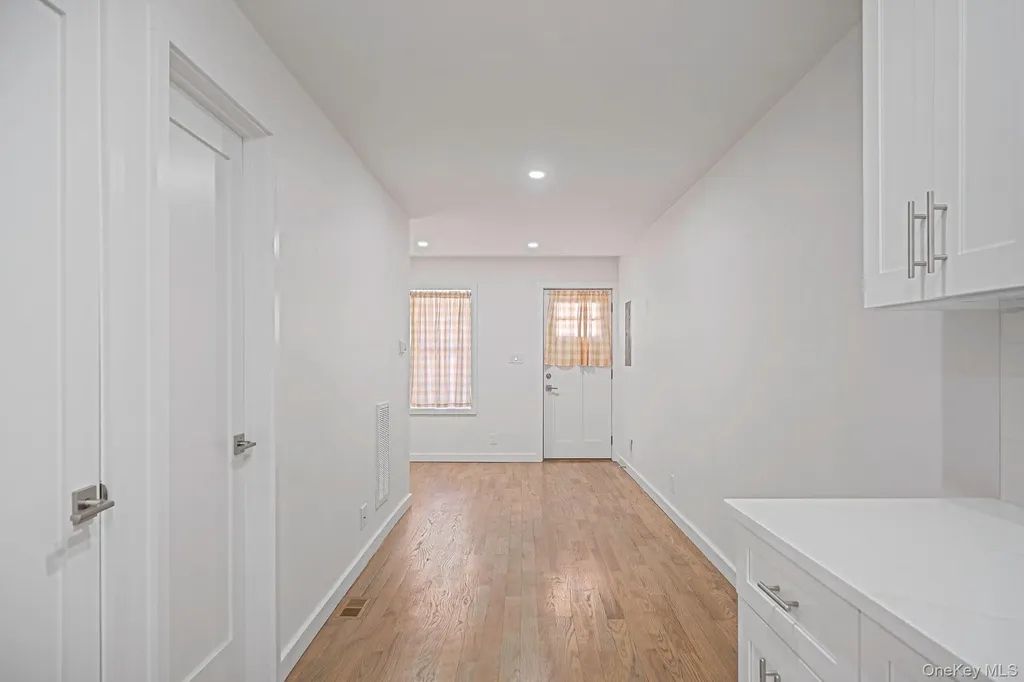 46 Maxwell Avenue Oyster Bay NY 11771