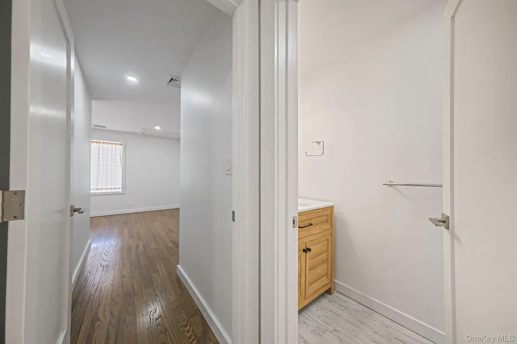 46 Maxwell Avenue Oyster Bay NY 11771