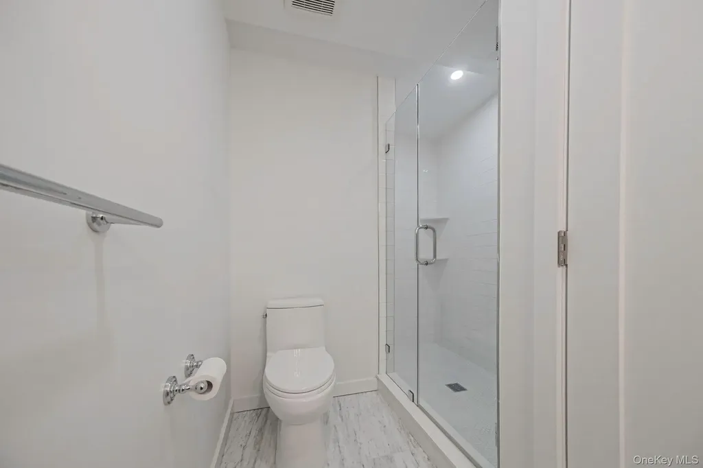 46 Maxwell Avenue Oyster Bay NY 11771