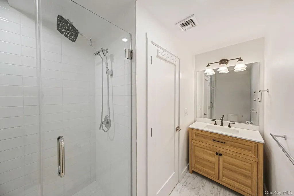 46 Maxwell Avenue Oyster Bay NY 11771