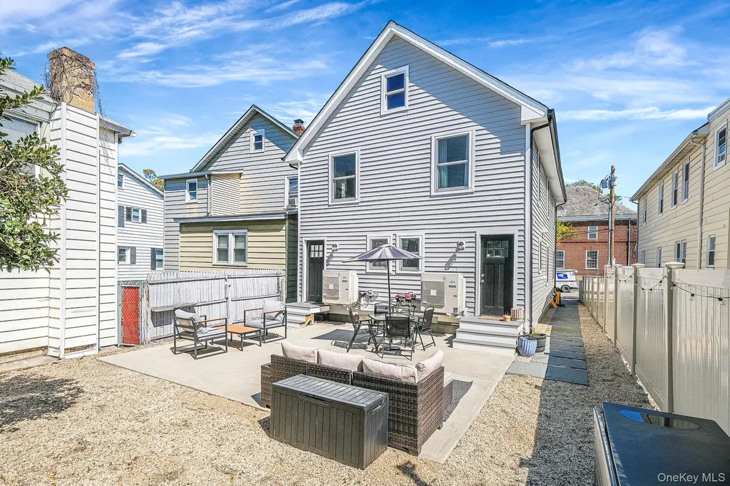 46 Maxwell Avenue Oyster Bay NY 11771