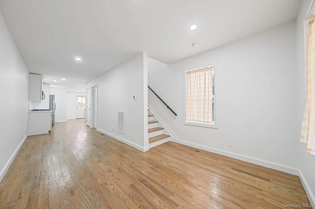 46 Maxwell Avenue Oyster Bay NY 11771