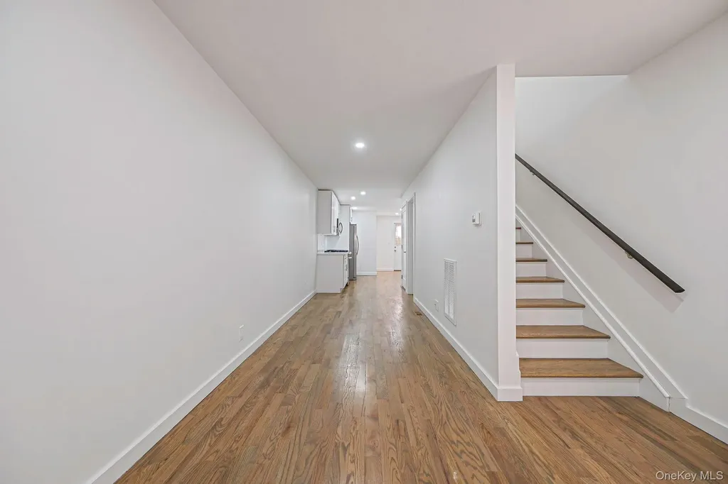 46 Maxwell Avenue Oyster Bay NY 11771
