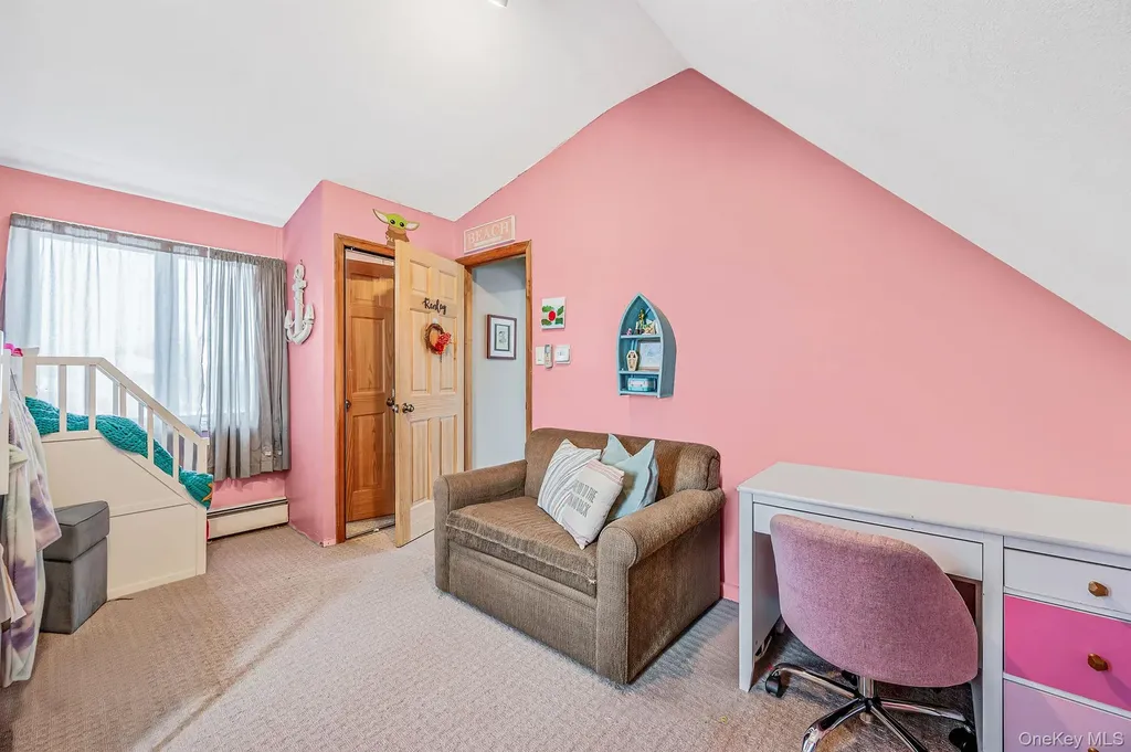 1560 A Street West Babylon NY 11704