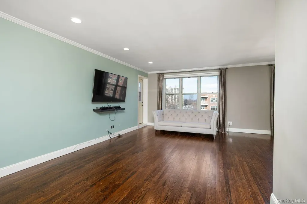 23-55 Bell Boulevard Bayside NY 11360