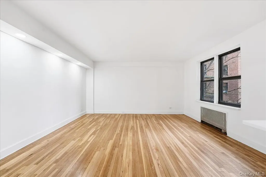 3840 Greystone Avenue Bronx NY 10463