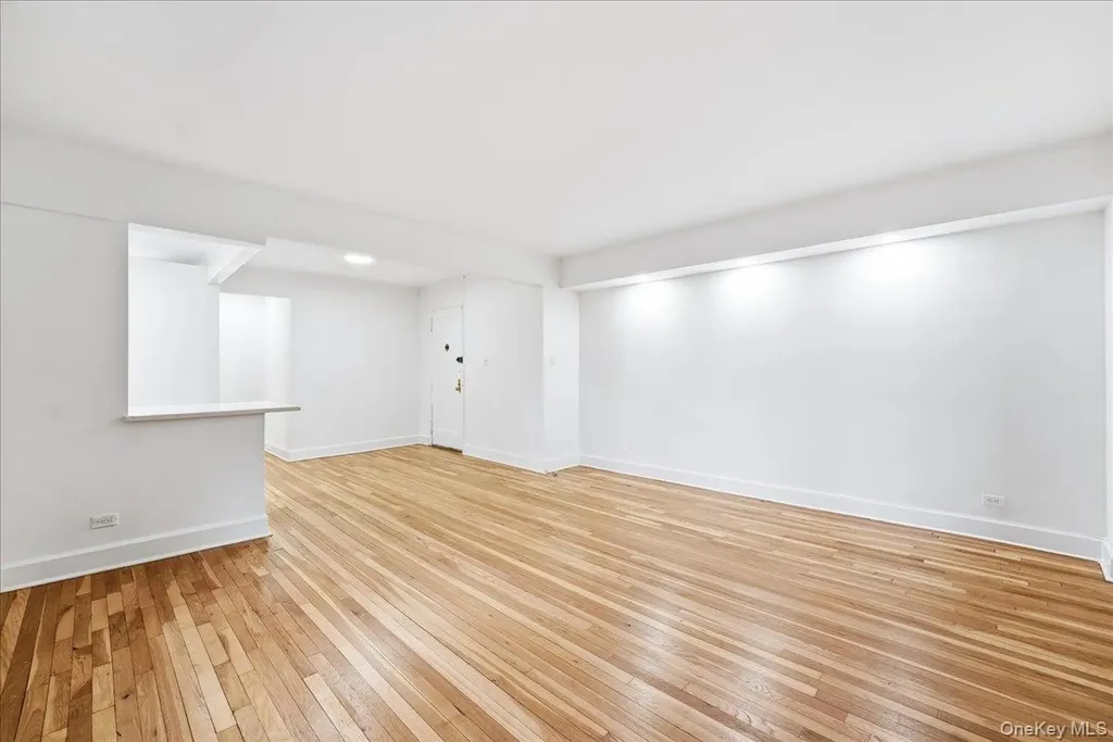 3840 Greystone Avenue Bronx NY 10463