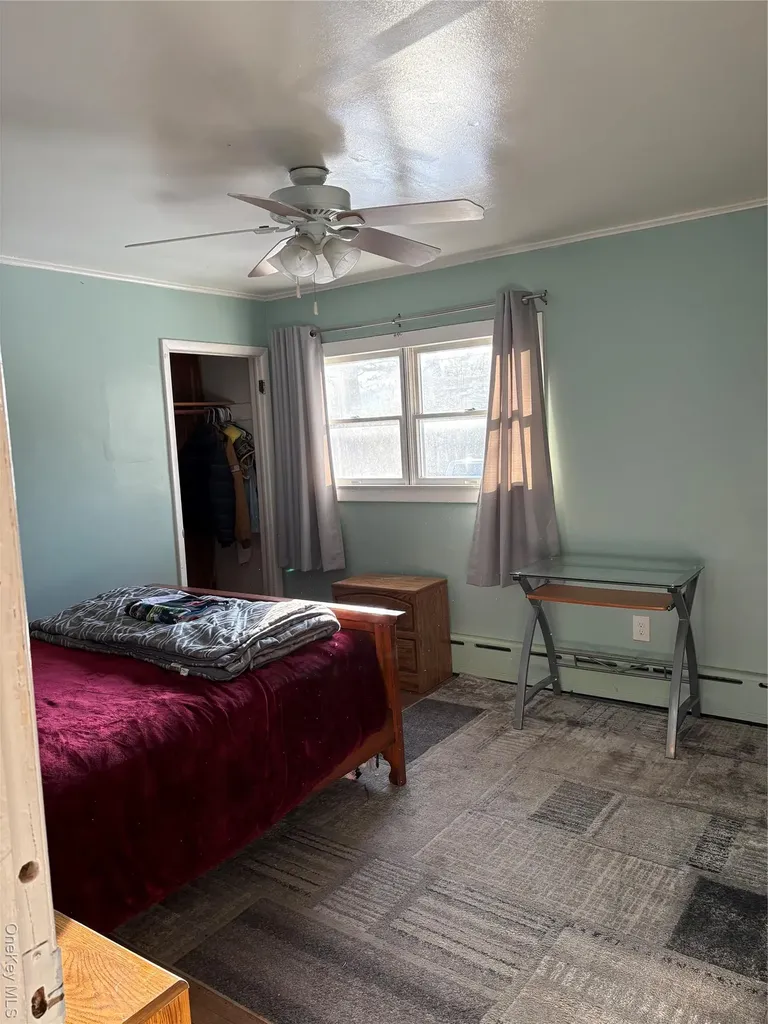 18 Tyte Drive Riverhead NY 11901