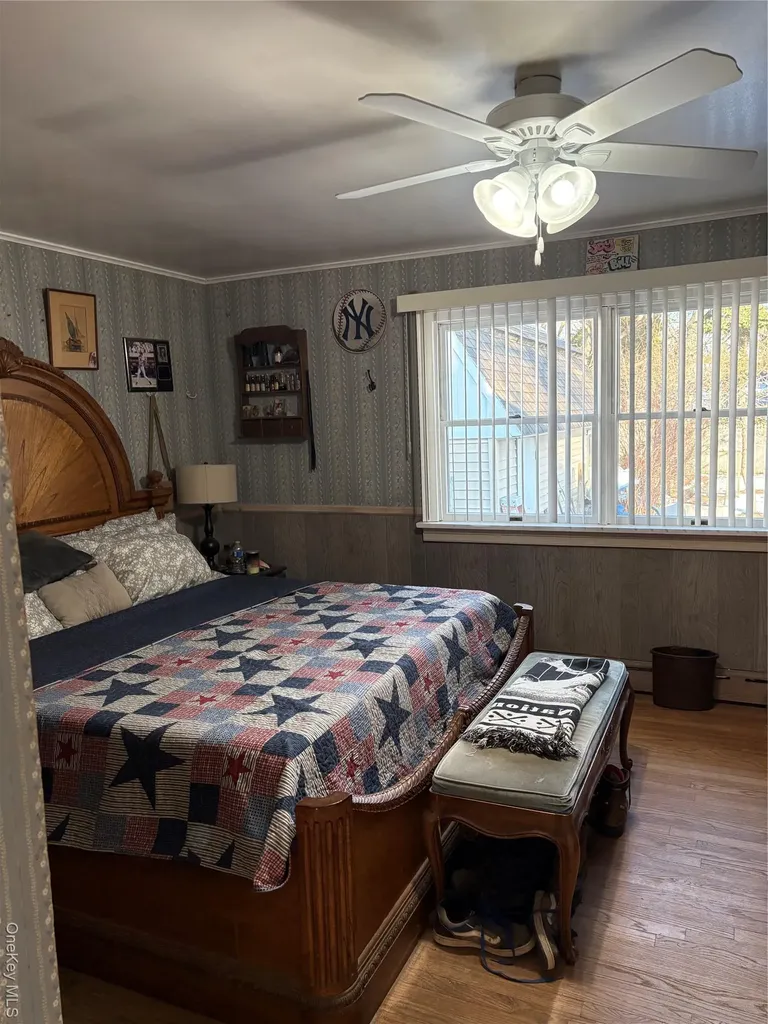 18 Tyte Drive Riverhead NY 11901