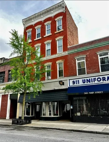 302-304 Main Street Poughkeepsie NY 12601