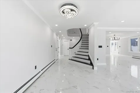 88 Mark Lane Atlantic Beach NY 11509