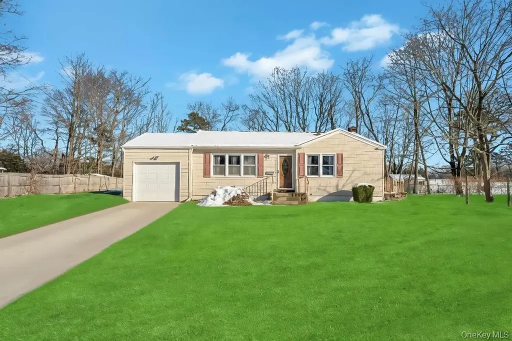 1611 Baldwin Boulevard Bay Shore NY 11706