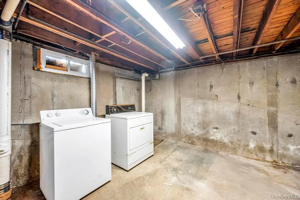 1611 Baldwin Boulevard Bay Shore NY 11706