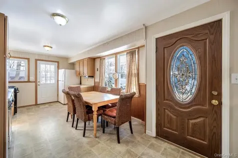 1611 Baldwin Boulevard Bay Shore NY 11706