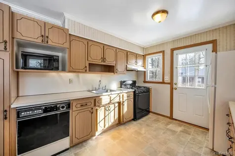 1611 Baldwin Boulevard Bay Shore NY 11706