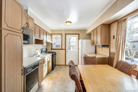 1611 Baldwin Boulevard Bay Shore NY 11706