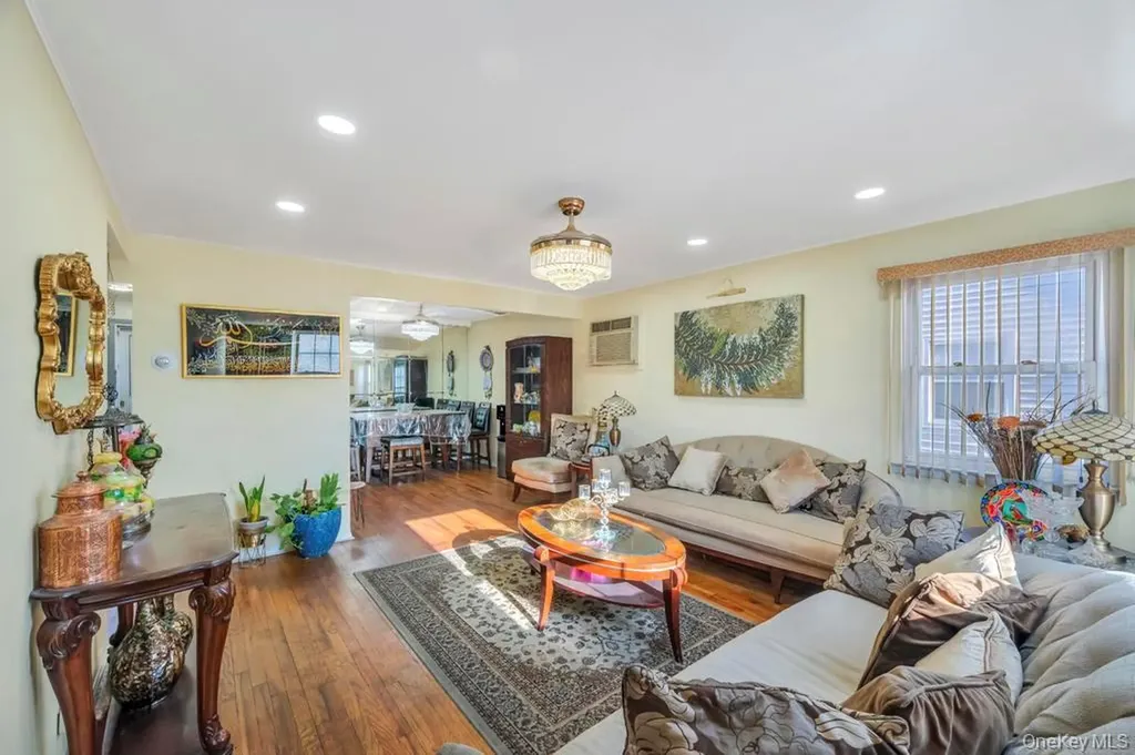 181 Martens Avenue Valley Stream NY 11580