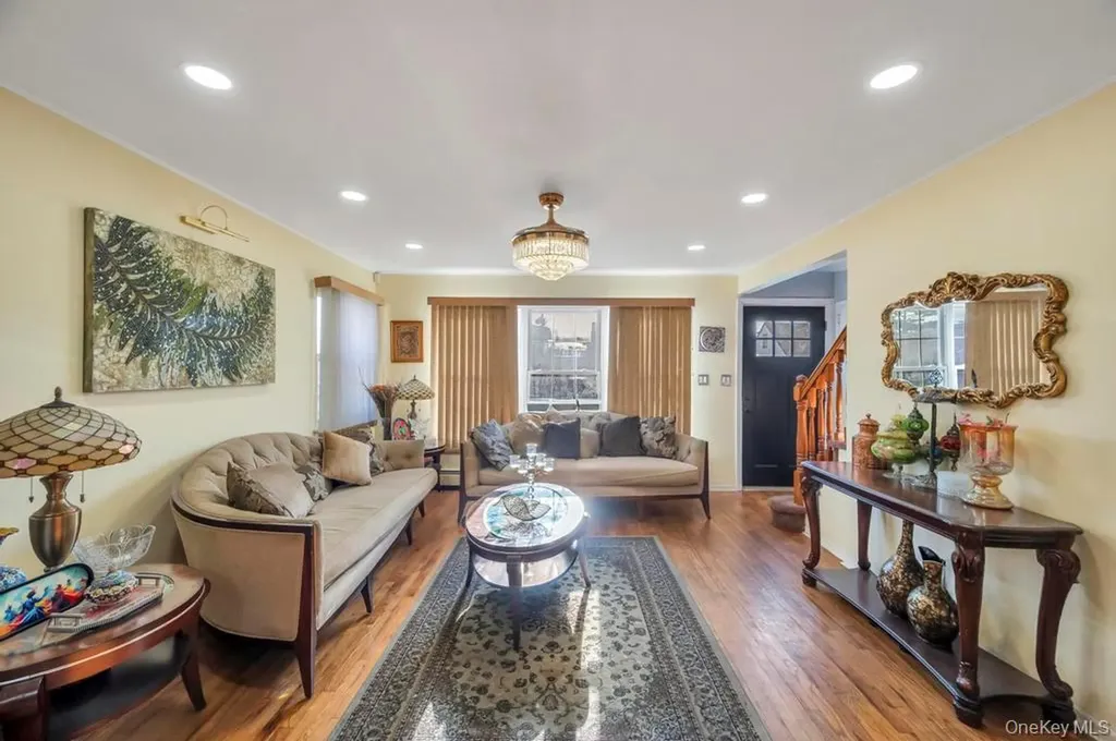 181 Martens Avenue Valley Stream NY 11580