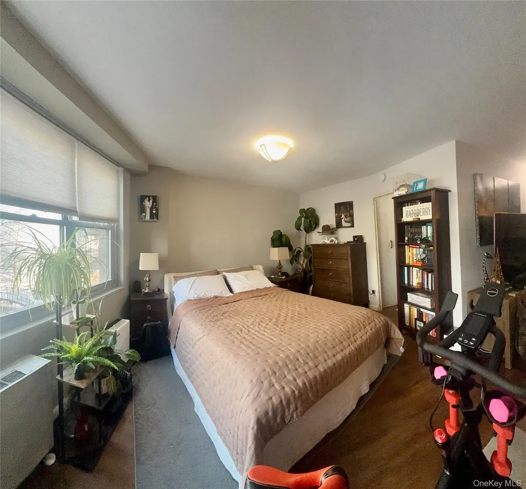 61-20 Grand Central Parkway Forest Hills NY 11375