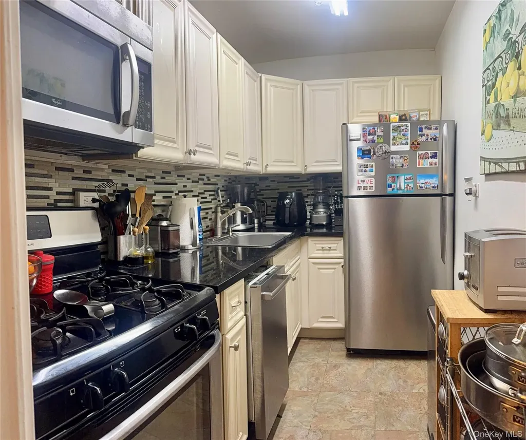 61-20 Grand Central Parkway Forest Hills NY 11375