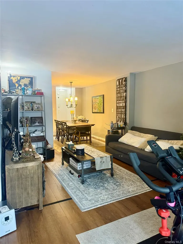 61-20 Grand Central Parkway Forest Hills NY 11375