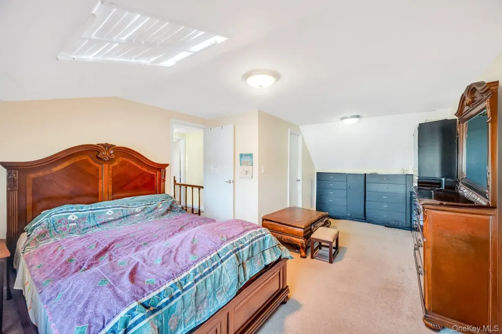 154 8th Street Bethpage NY 11714