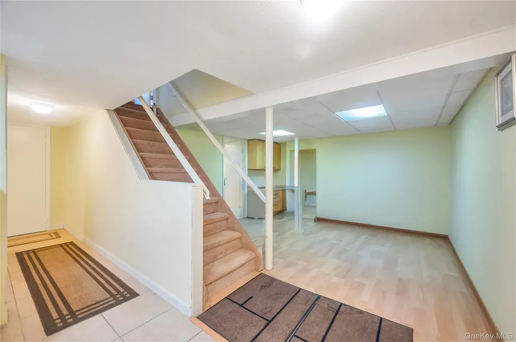 154 8th Street Bethpage NY 11714