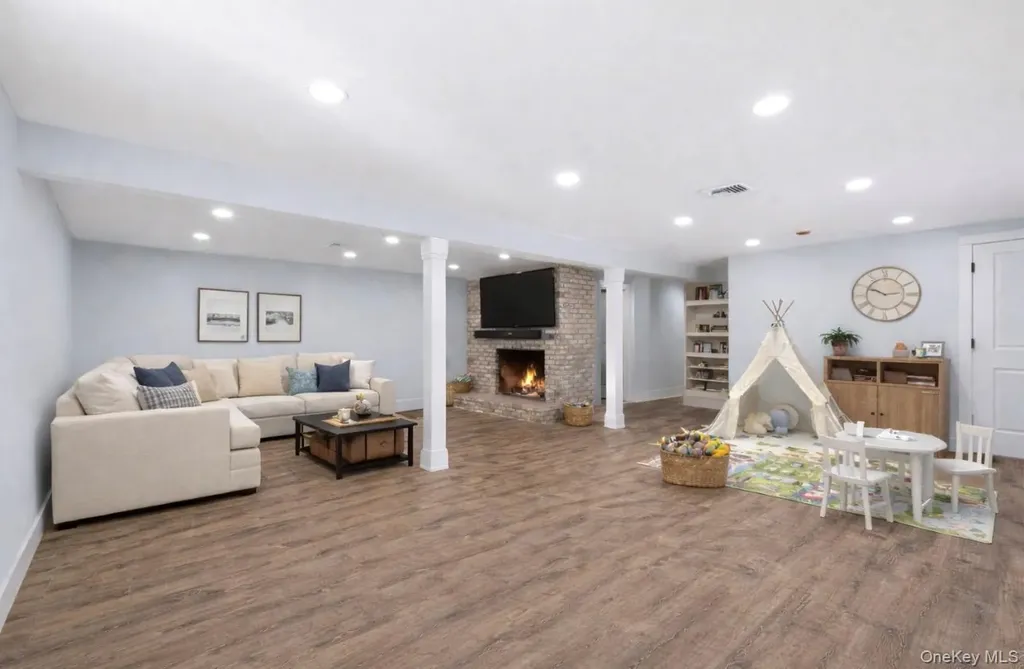 1 Cherry Lane Putnam Valley NY 10579
