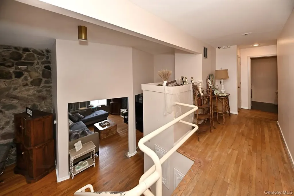 11 Lomond Avenue Chestnut Ridge NY 10977