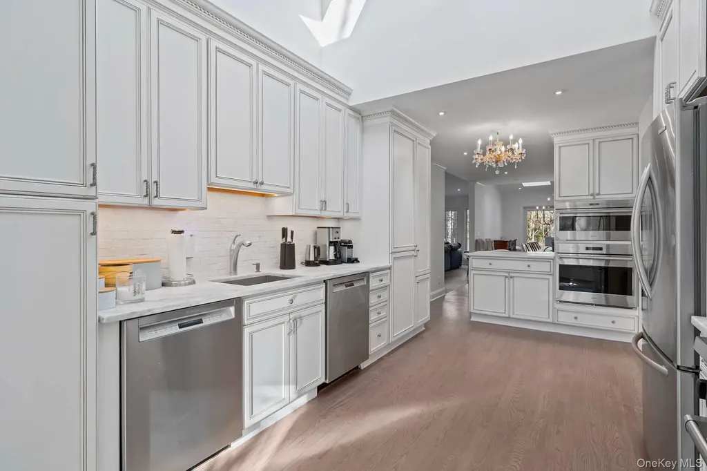 1824 Majors Path Southampton NY 11968