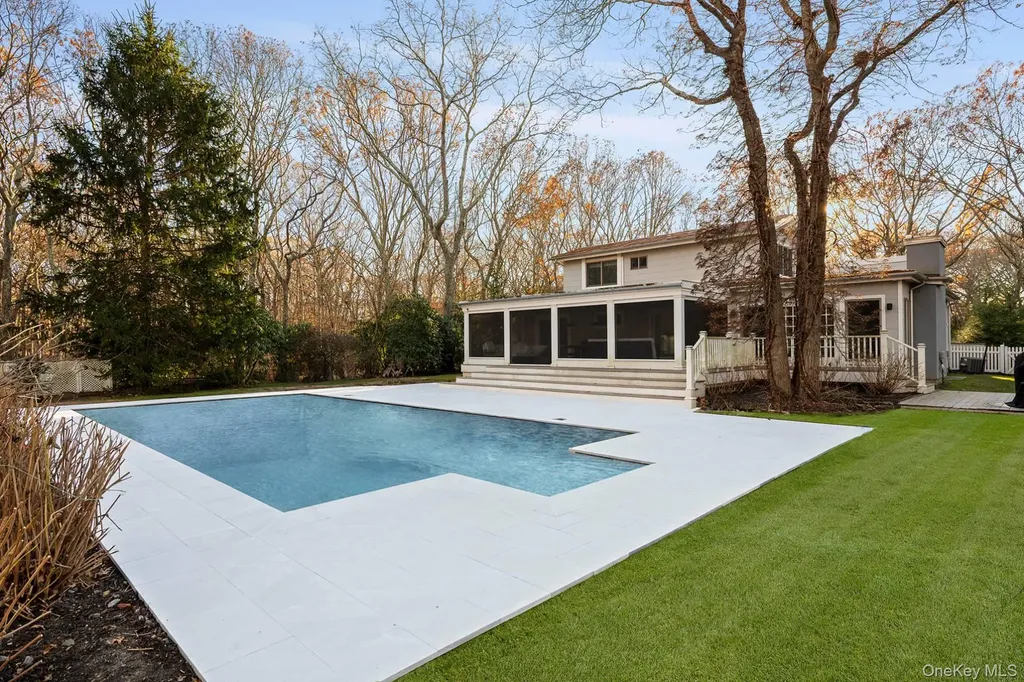 1824 Majors Path Southampton NY 11968