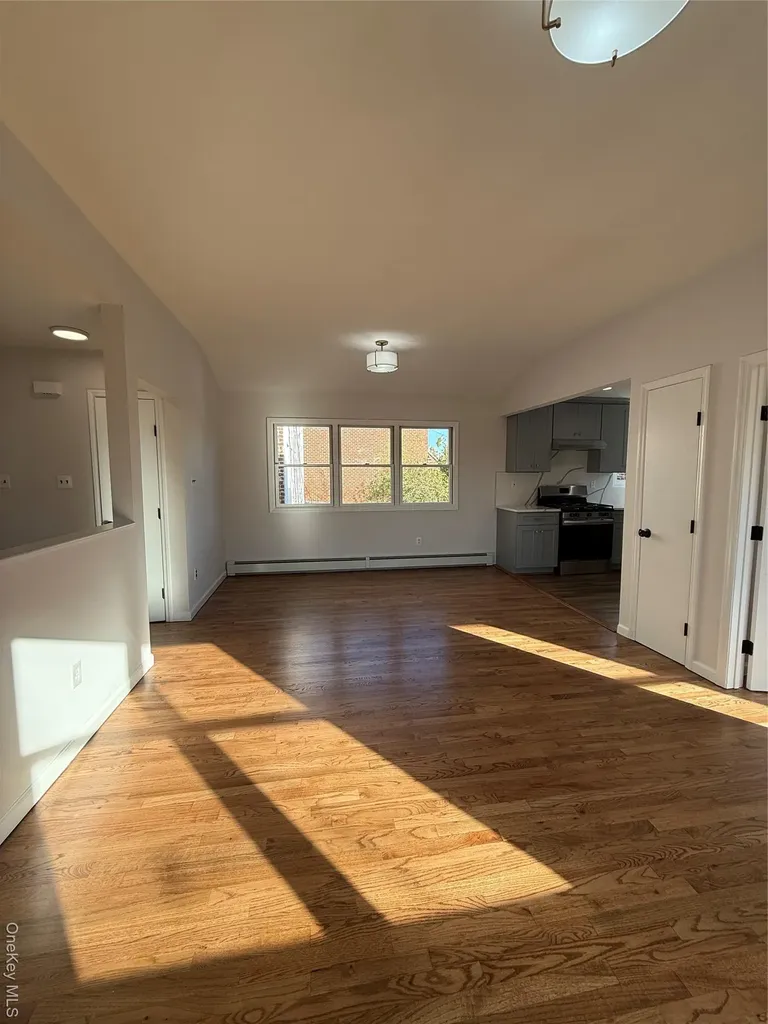 13009 58th Road Flushing NY 11355