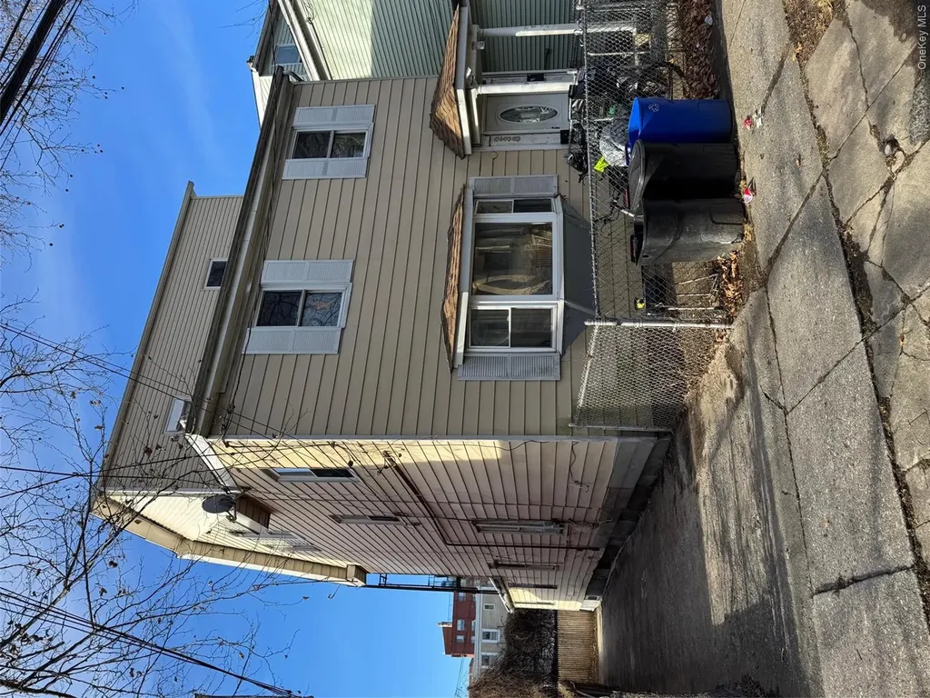 238 S 5th Avenue Mount Vernon NY 10550